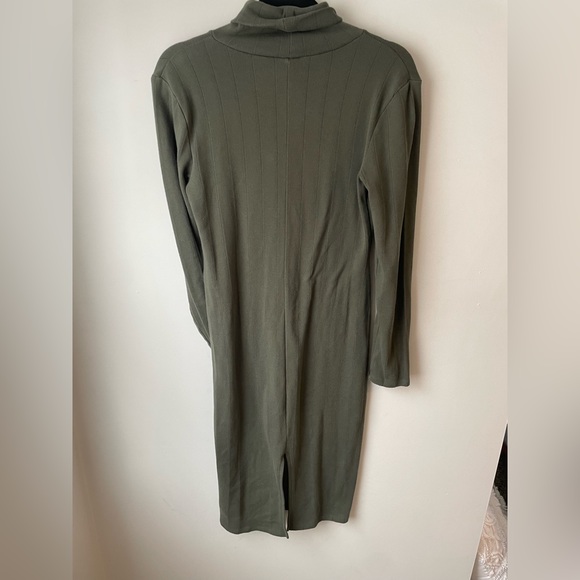 Wild Fable Ribbed Body con Turtleneck Dress Women’s Large - Picture 3 of 4